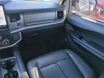 2022 Ford Expedition Max XLT