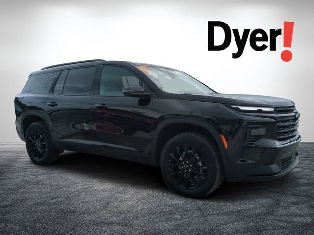 2025 Chevrolet Traverse LT