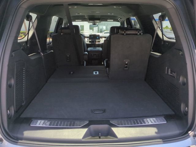 2022 Chevrolet Suburban High Country