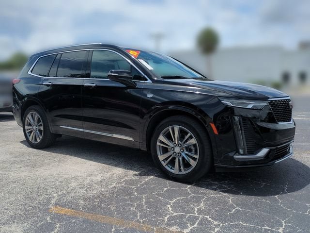 2025 Cadillac XT6 Premium Luxury