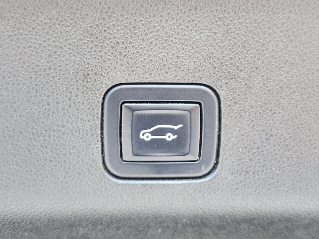 2022 Cadillac Escalade ESV Premium Luxury
