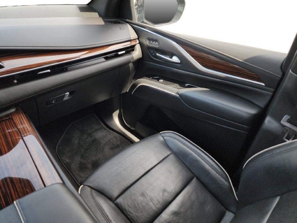 2022 Cadillac Escalade ESV Premium Luxury