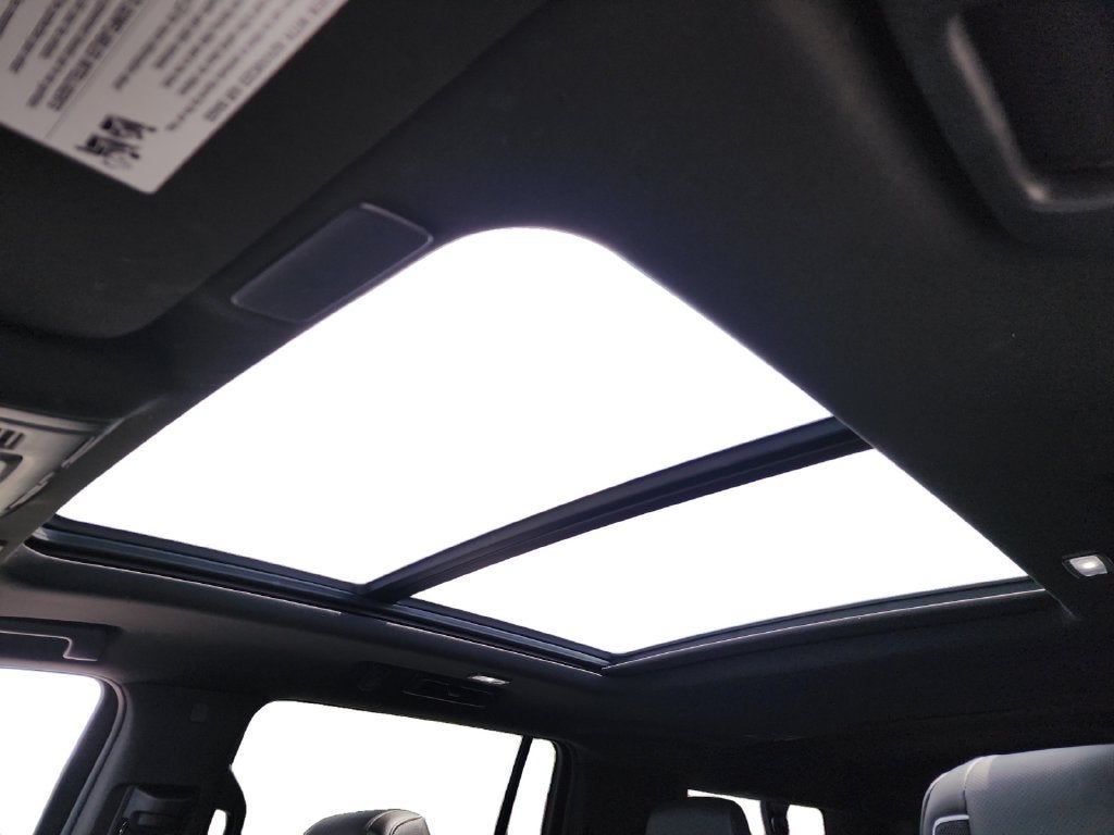 2022 Cadillac Escalade ESV Premium Luxury