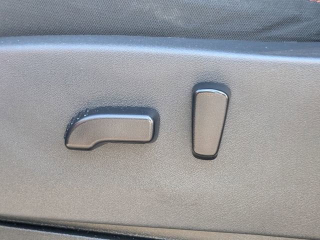 2023 Nissan Frontier PRO-X