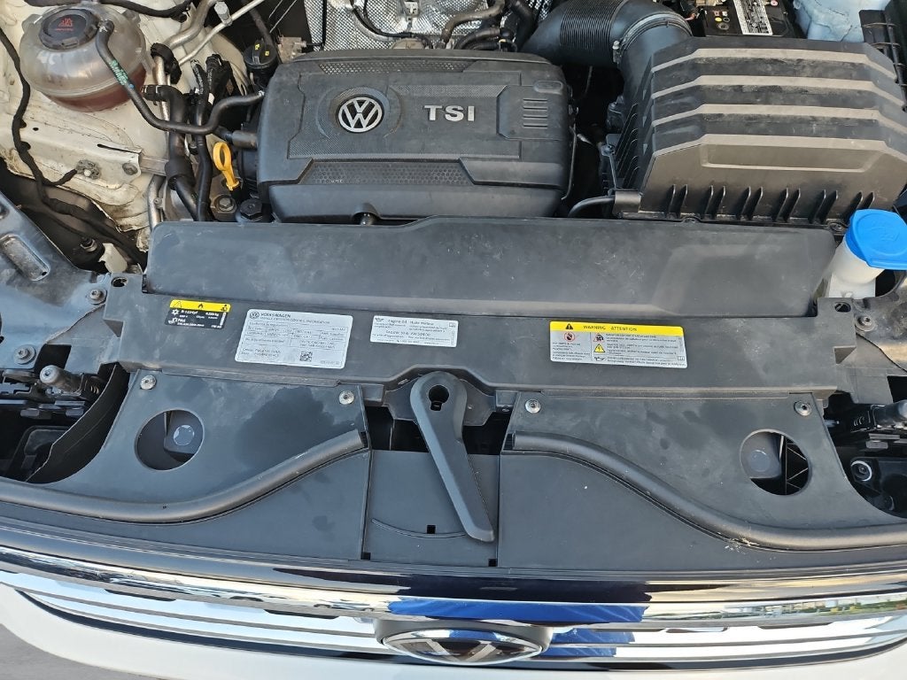 2023 Volkswagen Atlas Cross Sport 2.0T SE w/Technology