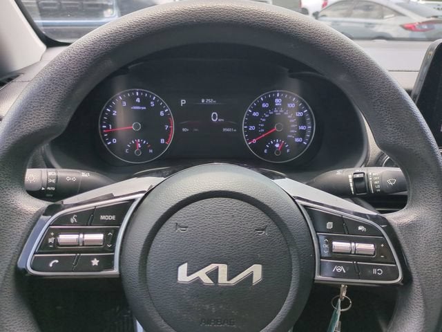 2023 Kia Forte LX