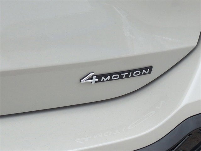 2025 Volkswagen Tiguan SEL R-Line