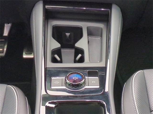 2025 Volkswagen Tiguan SEL R-Line