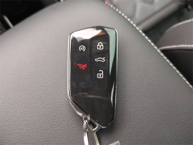 2025 Volkswagen Tiguan SEL R-Line