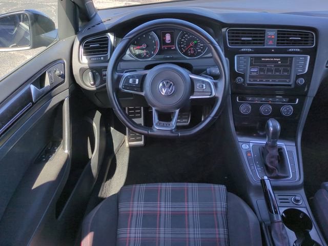 2017 Volkswagen Golf GTI S