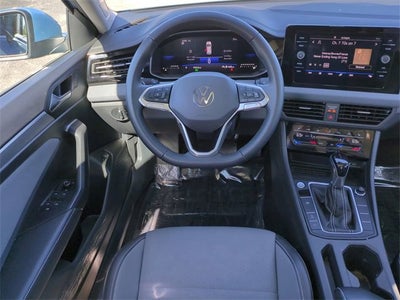 2025 Volkswagen Jetta SE