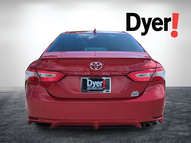 2020 Toyota Camry SE