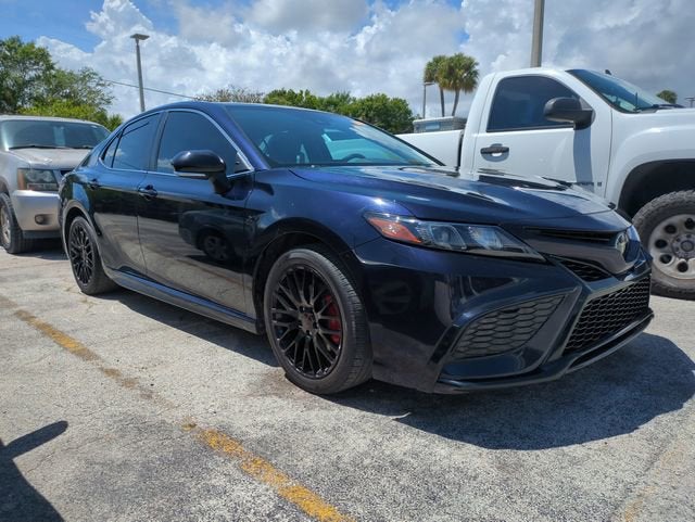 2022 Toyota Camry SE