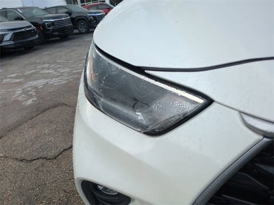 2021 Toyota Highlander L