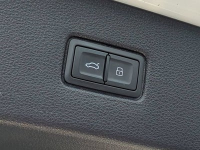 2022 Audi Q7 Premium Plus