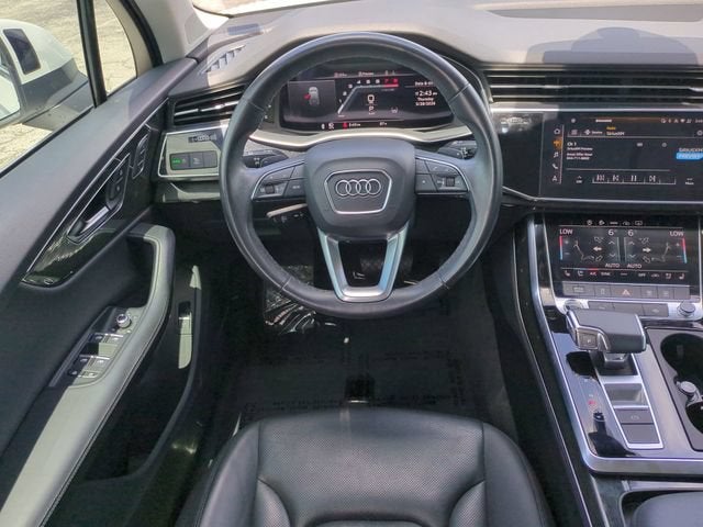 2022 Audi Q7 Premium Plus