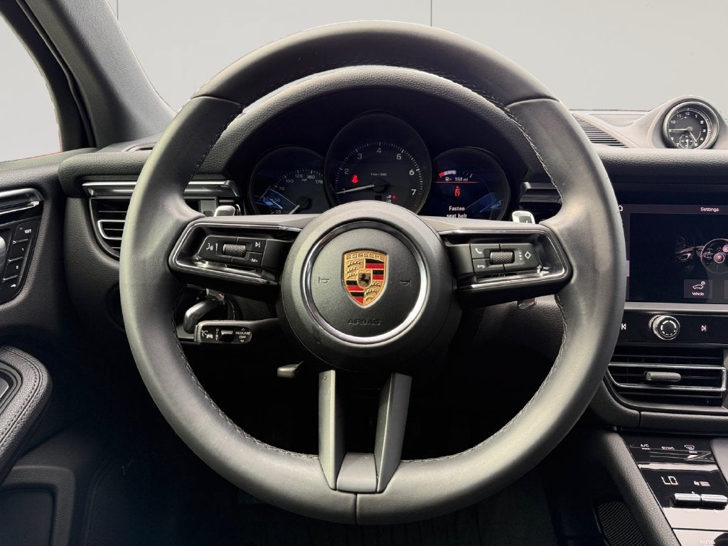 2024 Porsche Macan NA