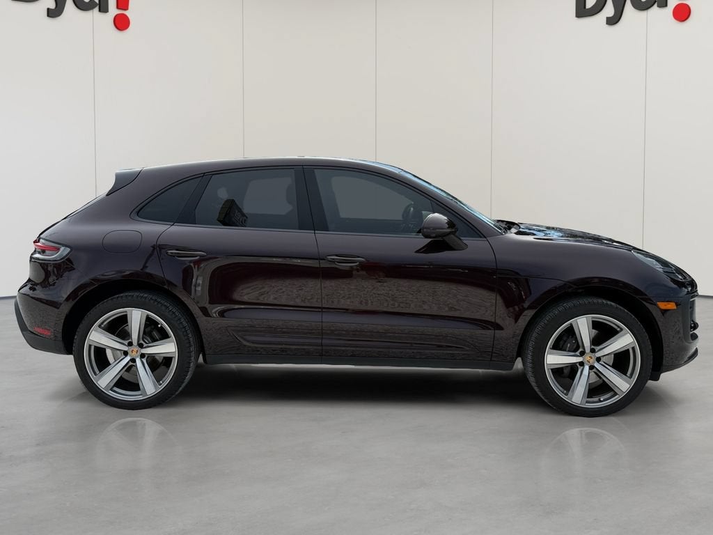 2024 Porsche Macan NA