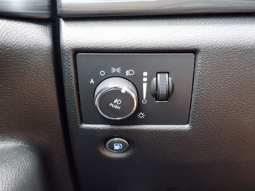 2019 Jeep Grand Cherokee Laredo E
