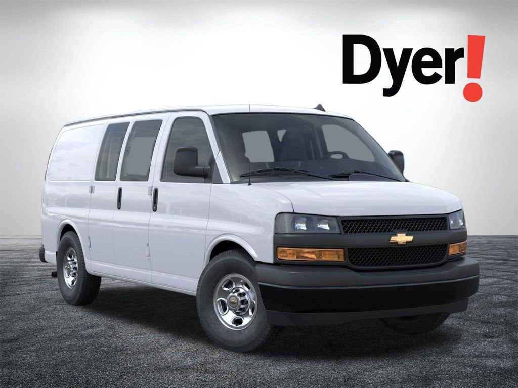2025 Chevrolet Express Cargo WT