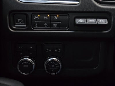 2024 GMC Yukon XL AT4