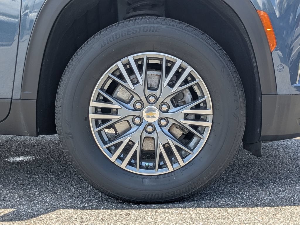 2024 Chevrolet Traverse LT