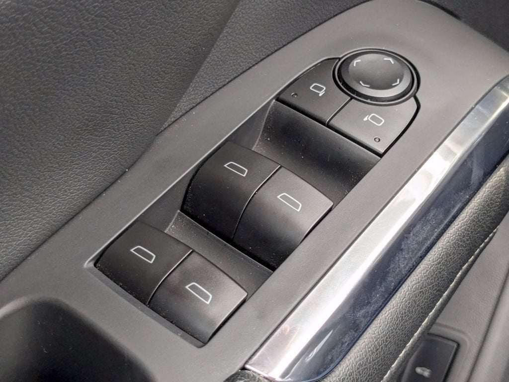 2024 Chevrolet Traverse LS