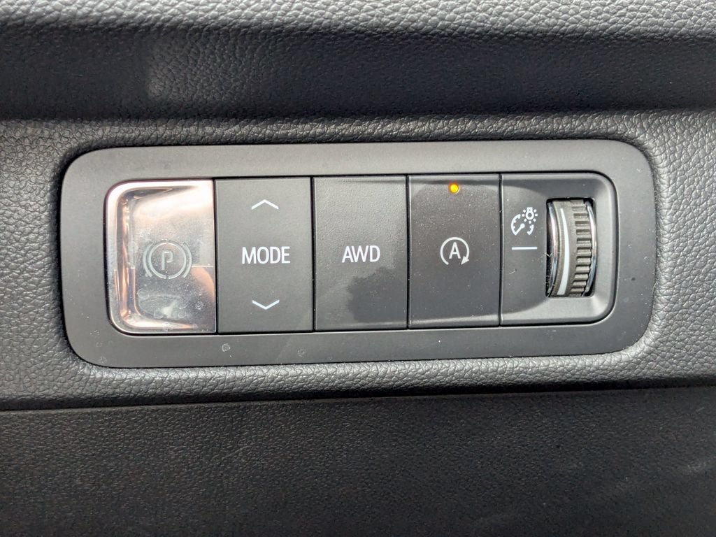 2024 Chevrolet Traverse LS