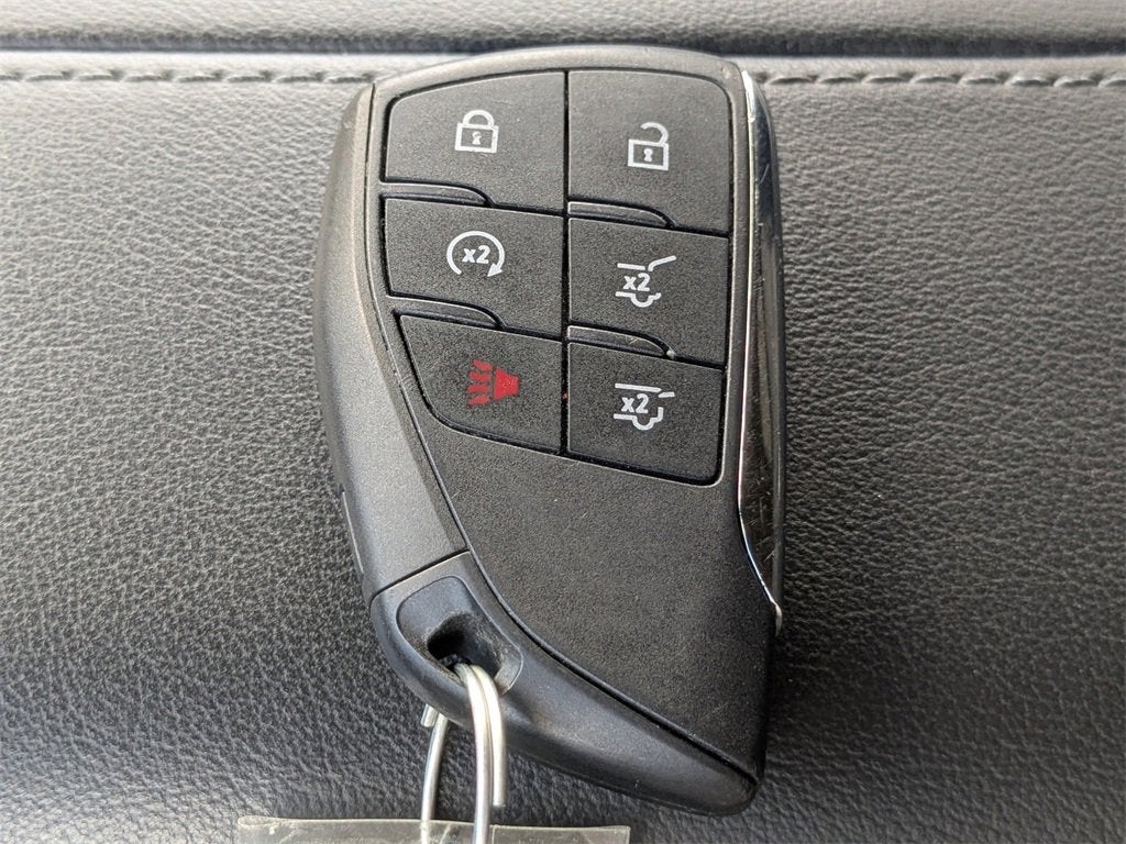 2024 Chevrolet Suburban LT