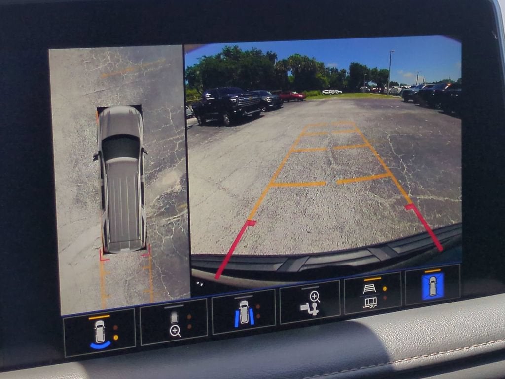 2022 Chevrolet Suburban High Country