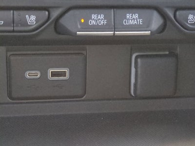 2022 Chevrolet Suburban High Country