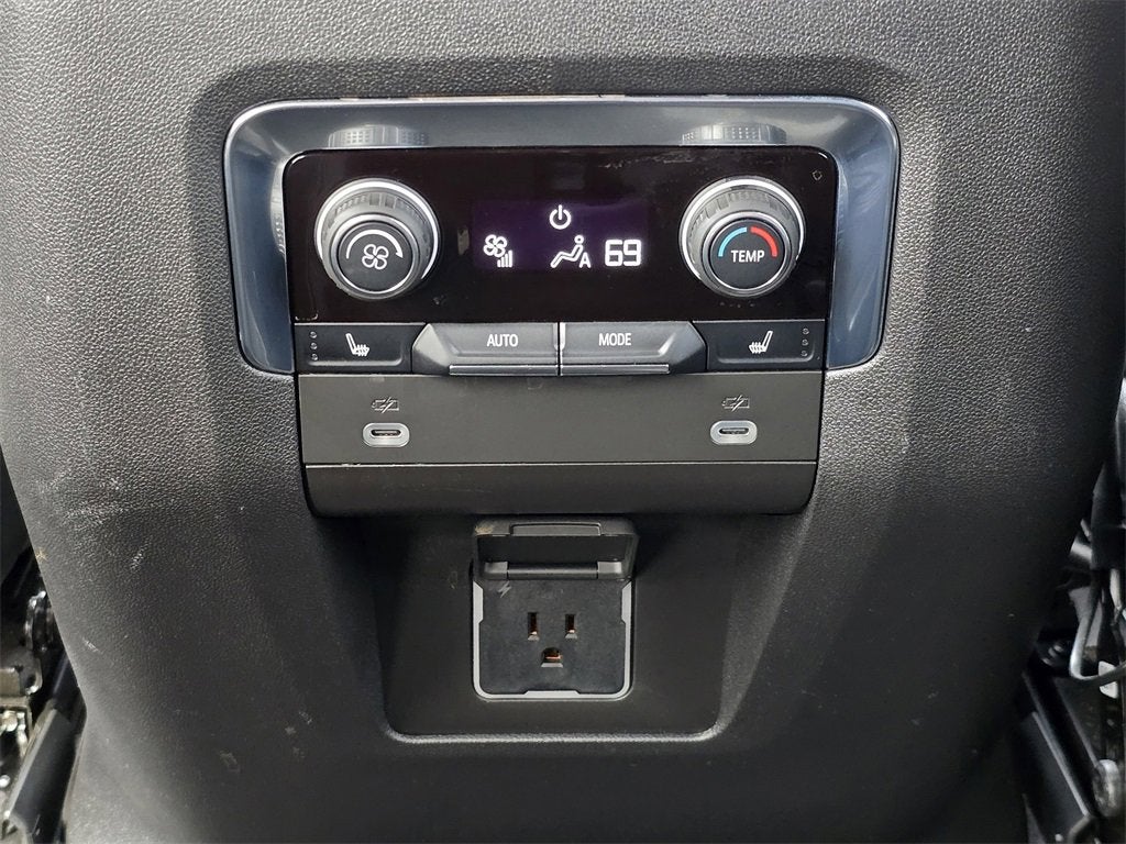 2023 Chevrolet Tahoe RST