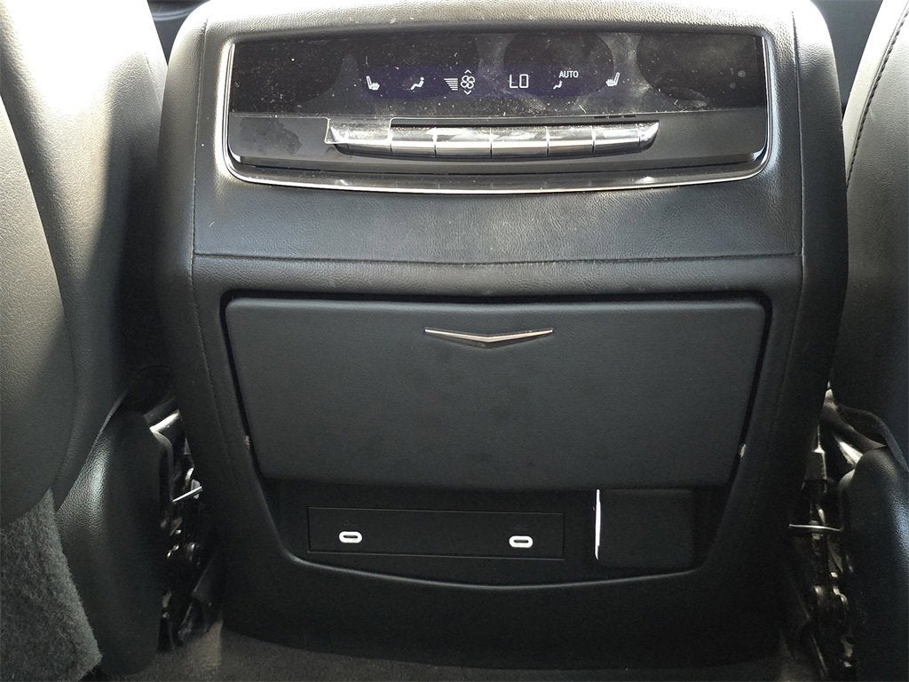 2022 Cadillac Escalade ESV Premium Luxury