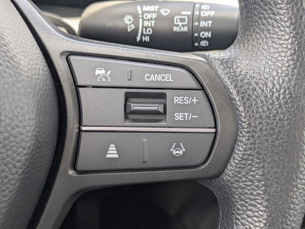 2025 Honda HR-V LX