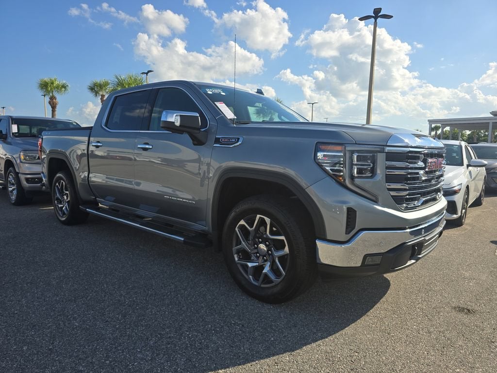 2025 GMC Sierra 1500 SLT