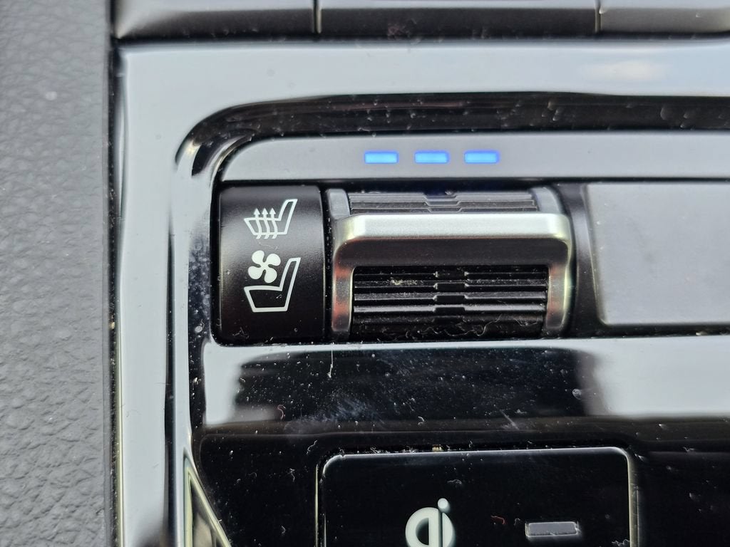 2023 Kia K5 EX