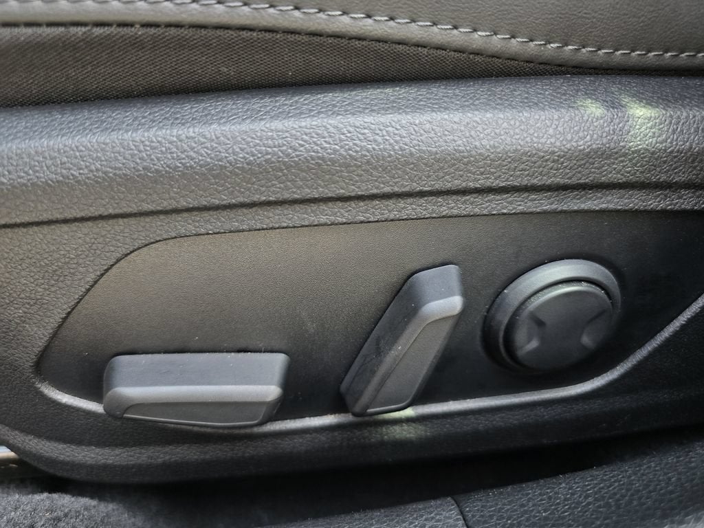 2023 Kia K5 EX