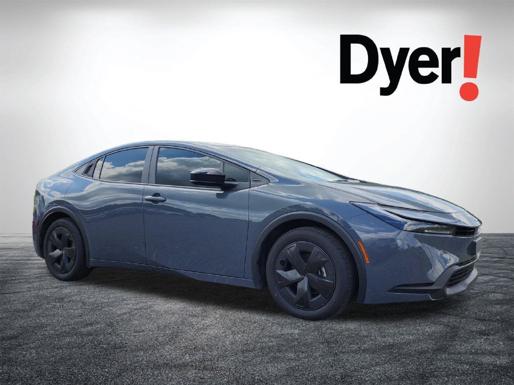 2025 Toyota Prius LE