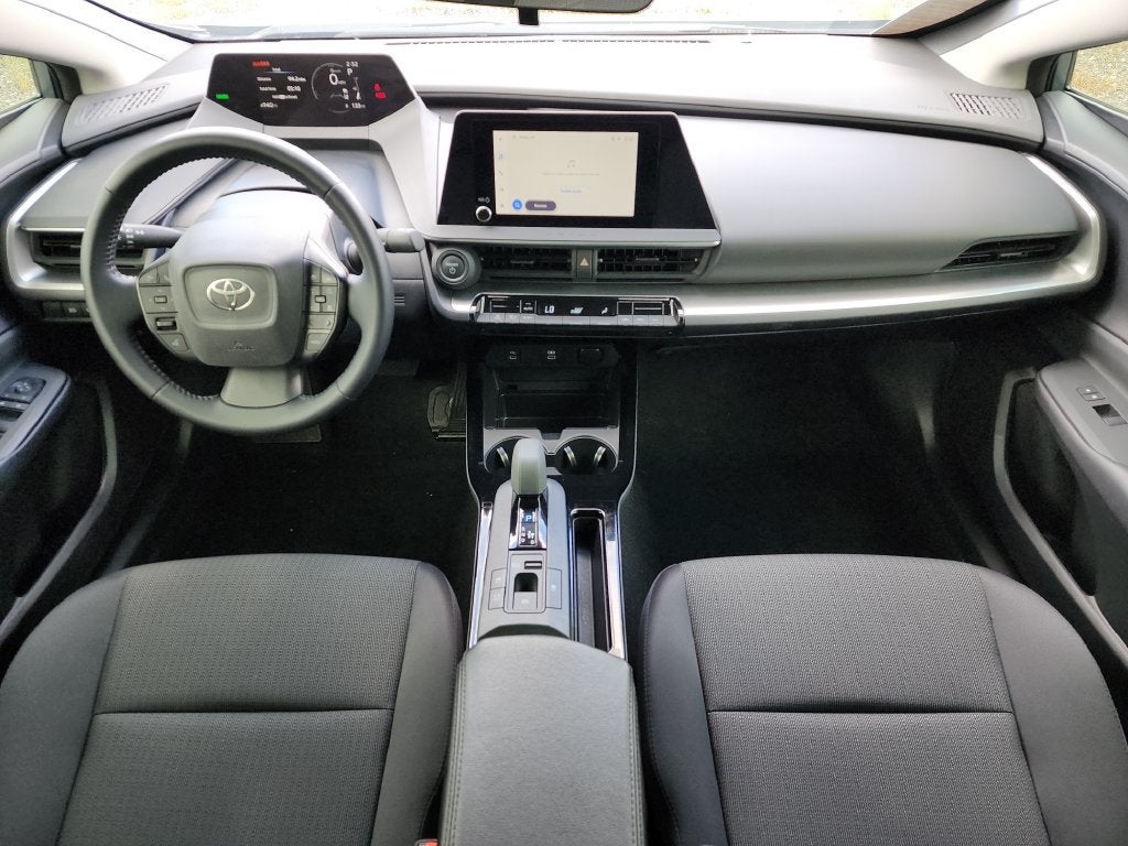 2025 Toyota Prius LE