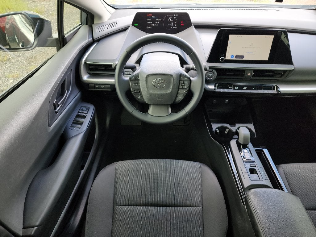 2025 Toyota Prius LE