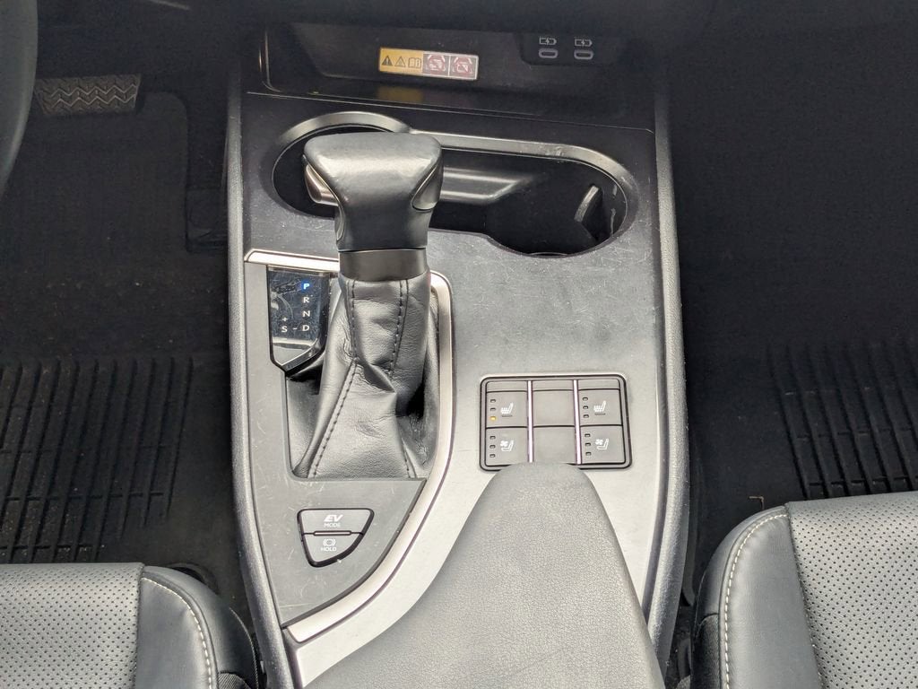 2024 Lexus UX UX 250h F SPORT Design