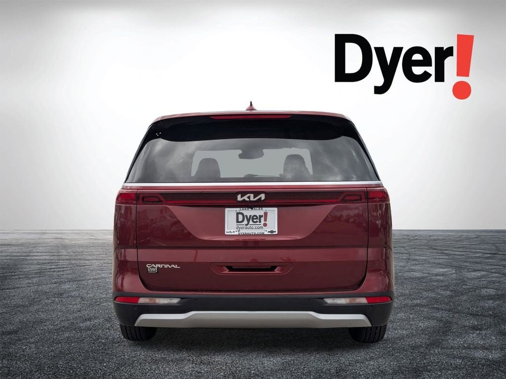 2024 Kia Carnival LX