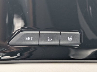 2022 Kia Carnival SX