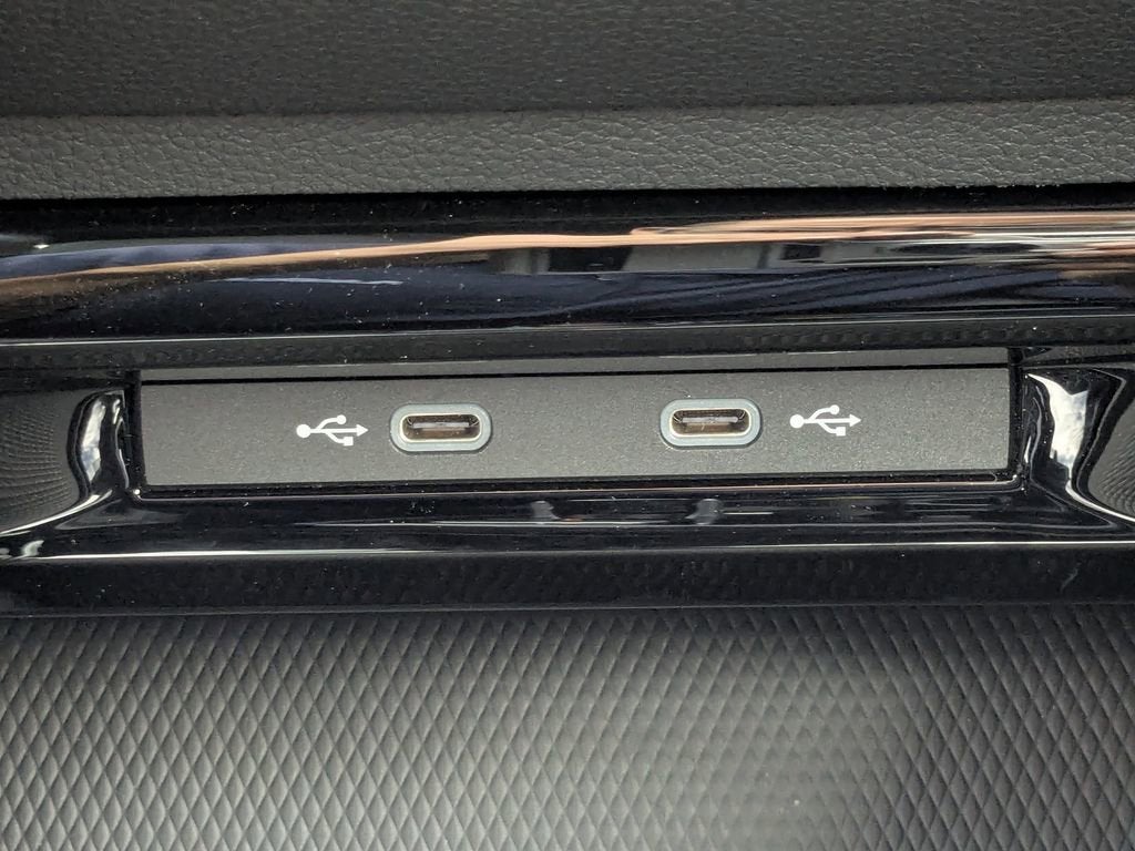 2023 Volkswagen Golf R 20th Anniversary Edition