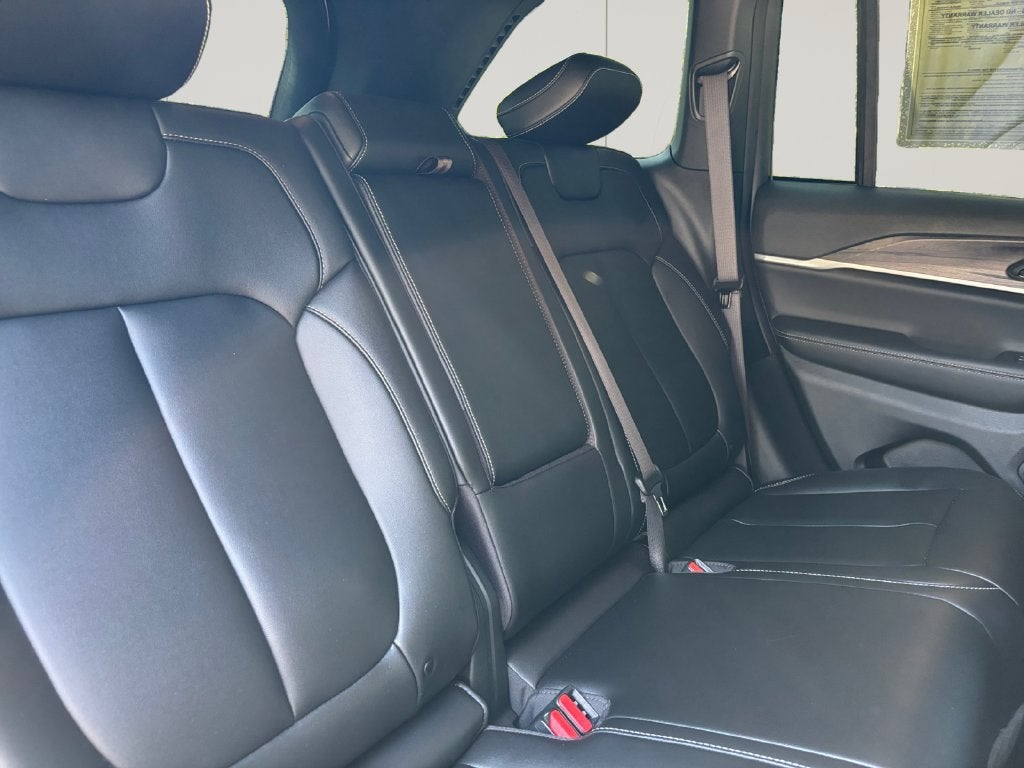 2025 Jeep Grand Cherokee Limited 4x2