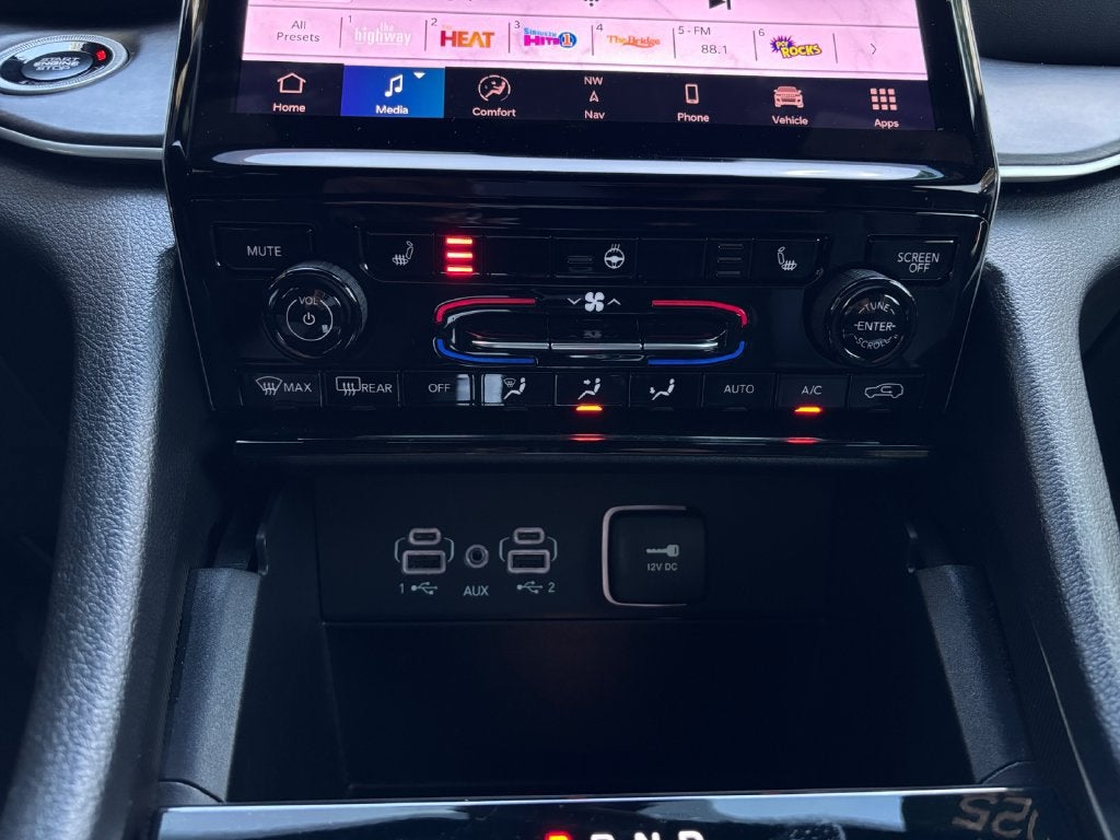 2025 Jeep Grand Cherokee Limited 4x2