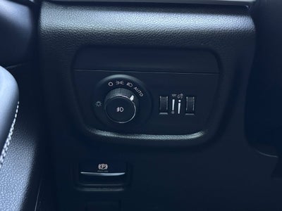 2025 Jeep Grand Cherokee Limited 4x2