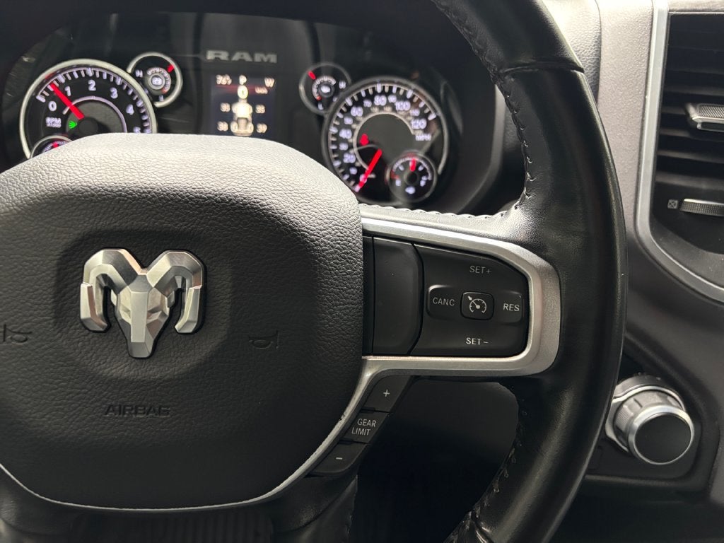 2023 RAM 1500 Big Horn Crew Cab 4x4 5'7" Box