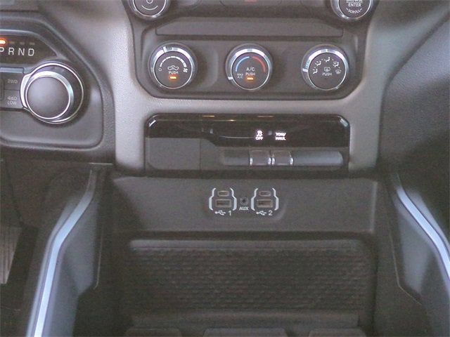 2022 RAM 1500 Big Horn Quad Cab 4x4 6'4" Box