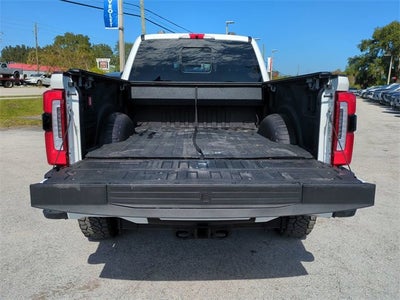 2025 Ford Super Duty F-350 SRW Platinum